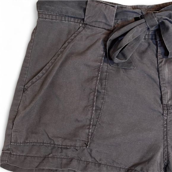 FREE PEOPLE Women's Charcoal Gray Utility Shorts size 6 - Picture 4 of 8